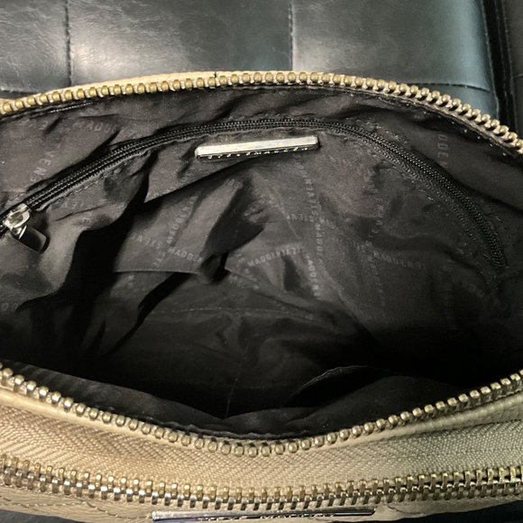 STEVE MADDEN Light Grey Crossbody Messenger Bag- Quilted Faux Leather - Picture 11 of 11